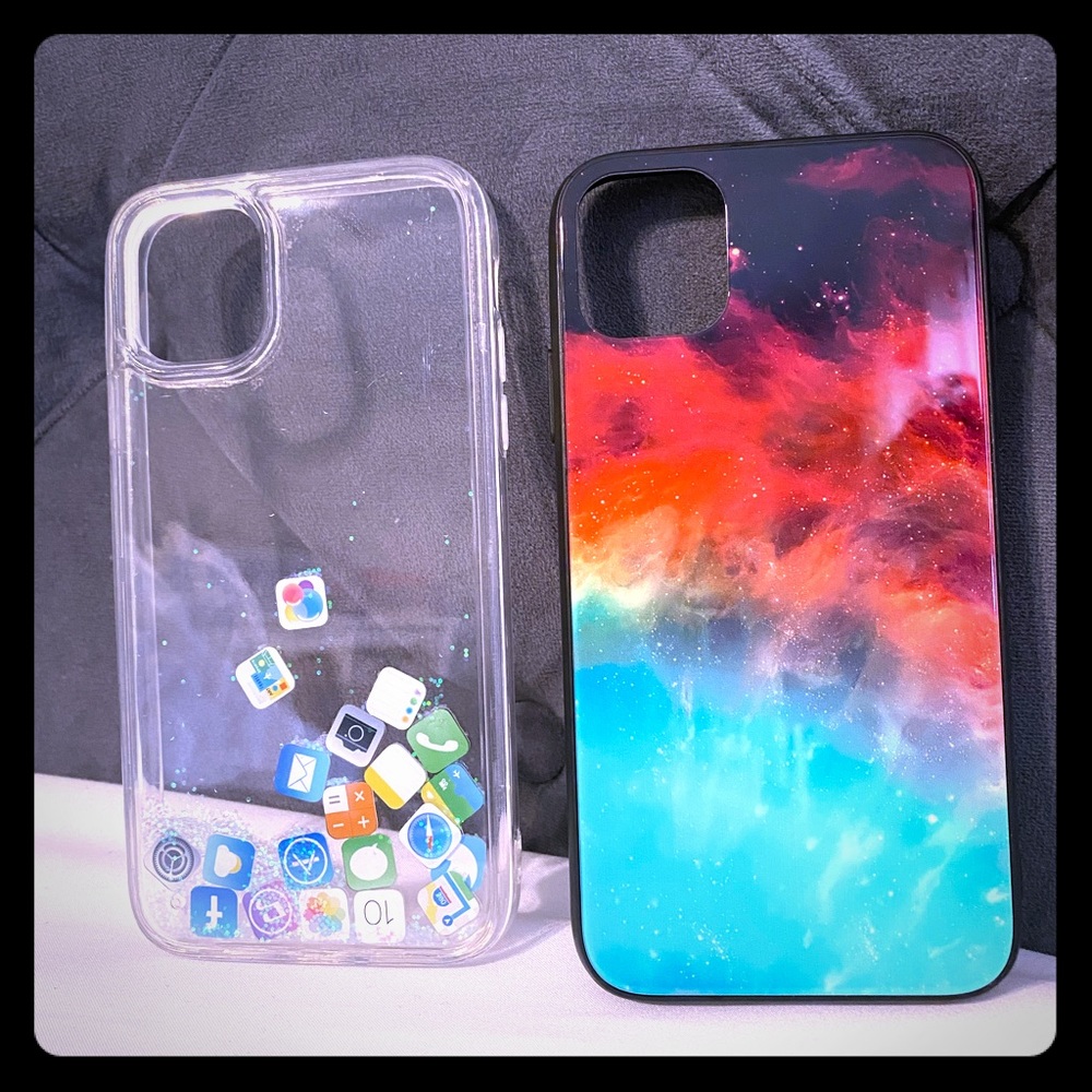 2 iPhone 11 cases.
